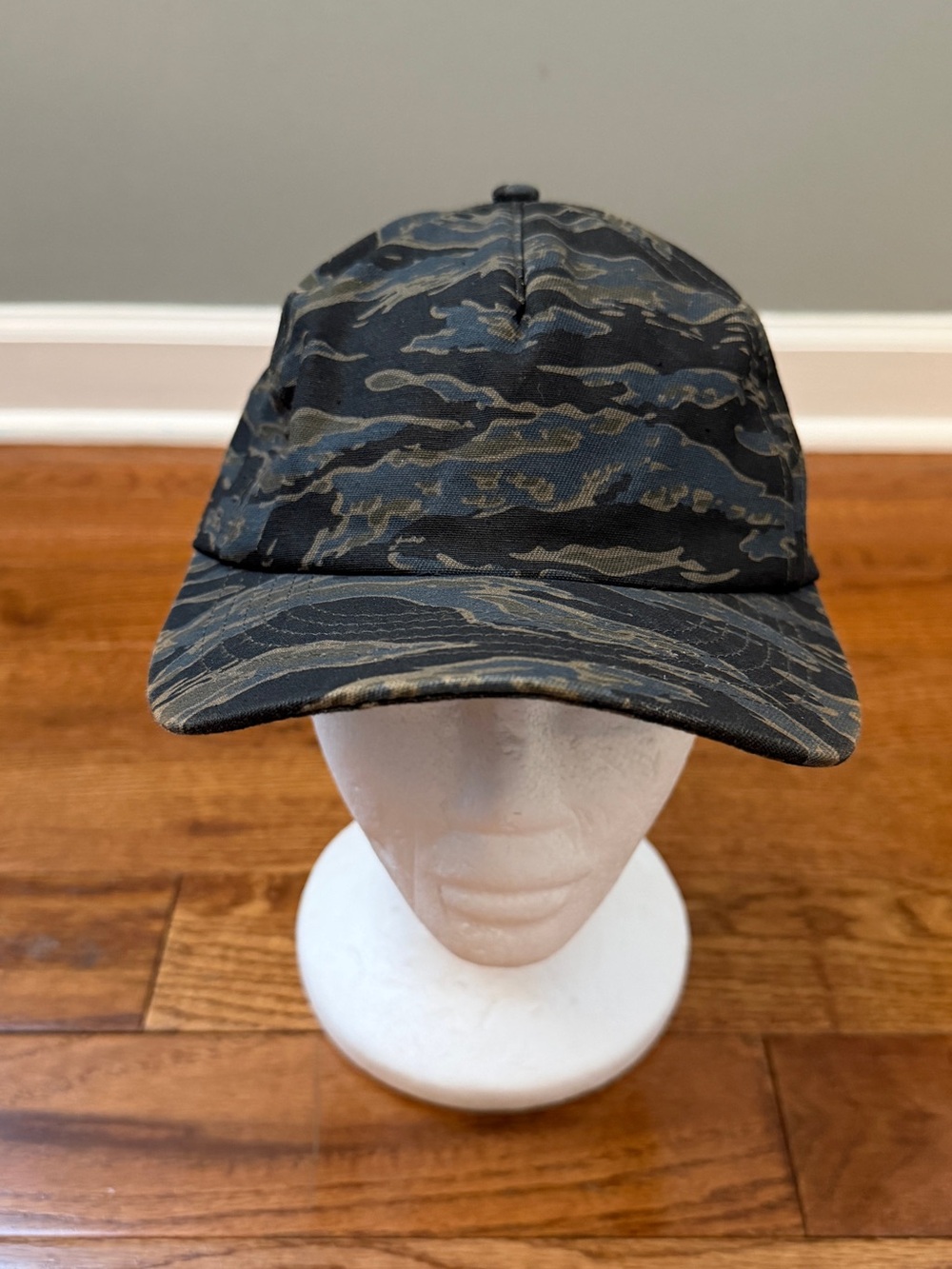 Original Use Men's tiger stripe camouflage